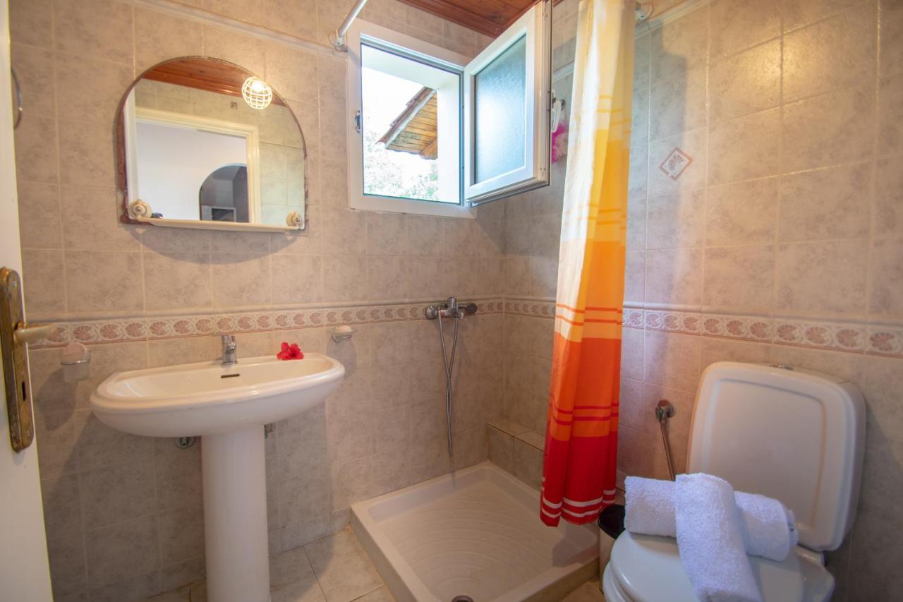 Family Private Homes & Sea View Lithakia  Екстериор снимка