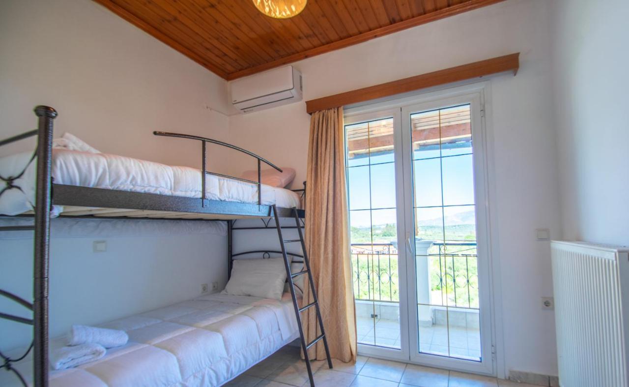 Family Private Homes & Sea View Lithakia  Екстериор снимка